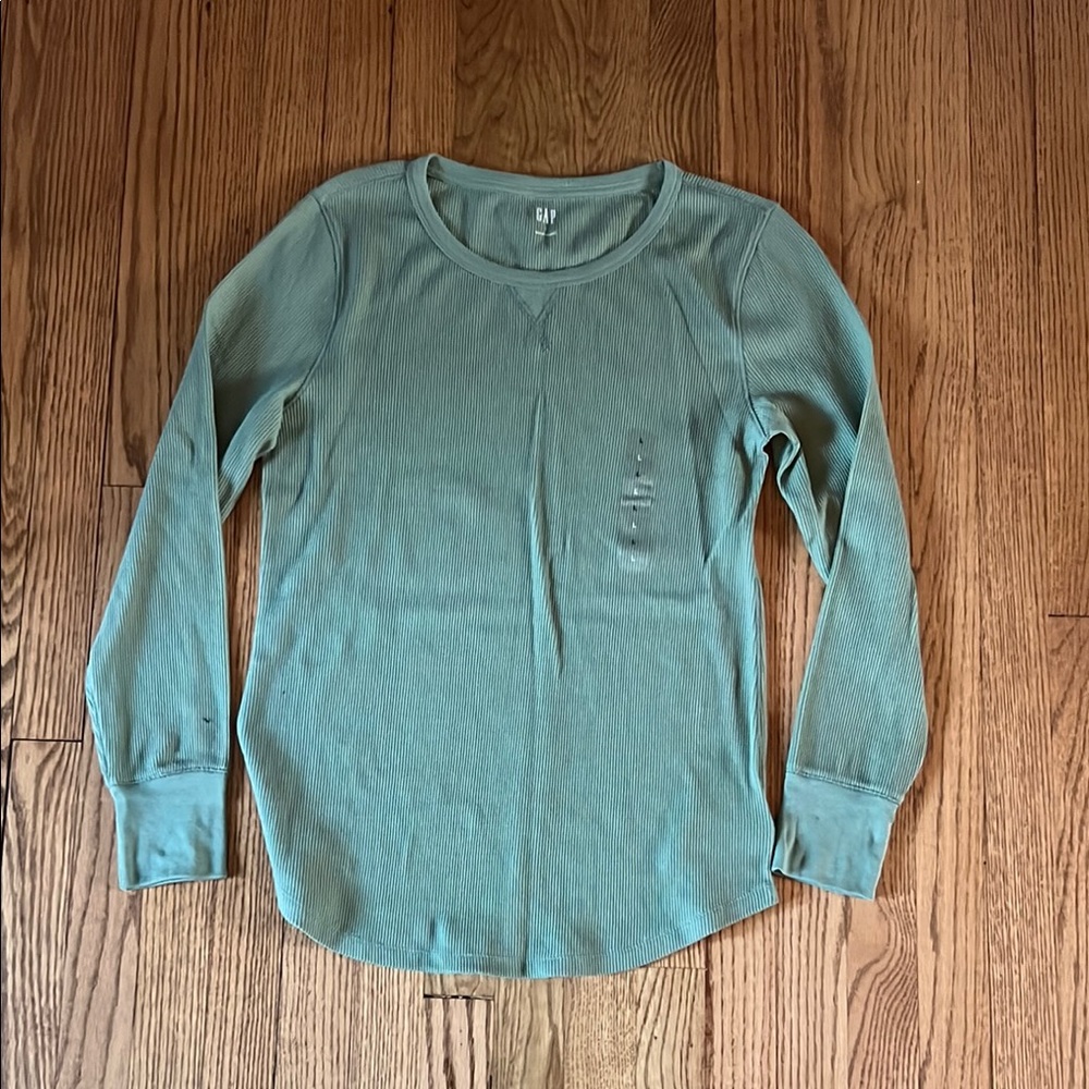 GAP Ribbed Long Sleeve Top